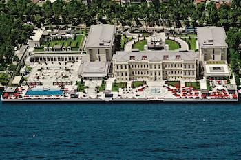 Four Seasons Hotel İstanbul at the Bosphorus