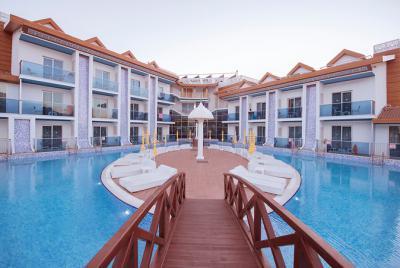 Ocean Blue High Class Hotel & Spa